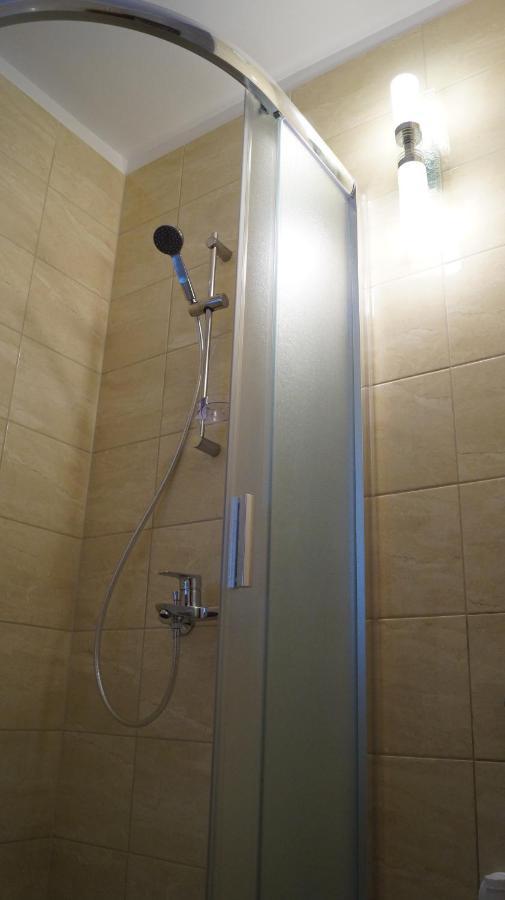 Apartment Sinko - Free Garage Parking, Central, 2 Bedrooms 4 Single Beds, Flexi Check-Out Budapest Eksteriør bilde