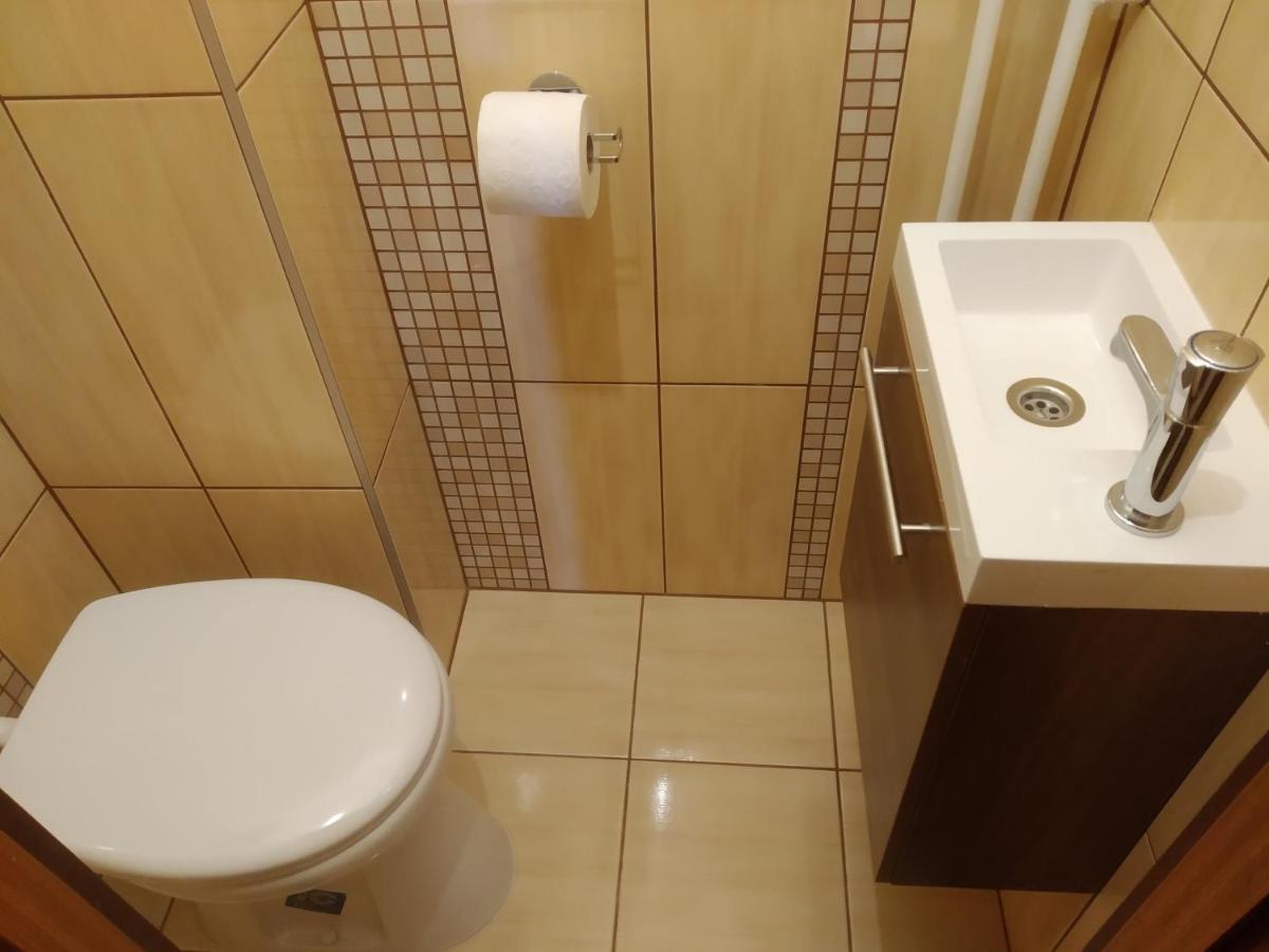 Apartment Sinko - Free Garage Parking, Central, 2 Bedrooms 4 Single Beds, Flexi Check-Out Budapest Eksteriør bilde